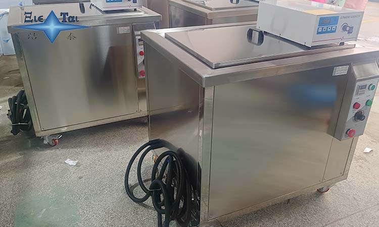 超聲波清洗機(jī)在汽車行業(yè)的應(yīng)用，如何清潔汽車零部件？