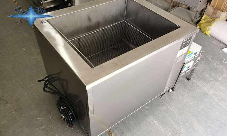 碳氫超聲波清洗機的工作原理及應(yīng)用 碳氫超聲波清洗機的工作原理及應(yīng)用